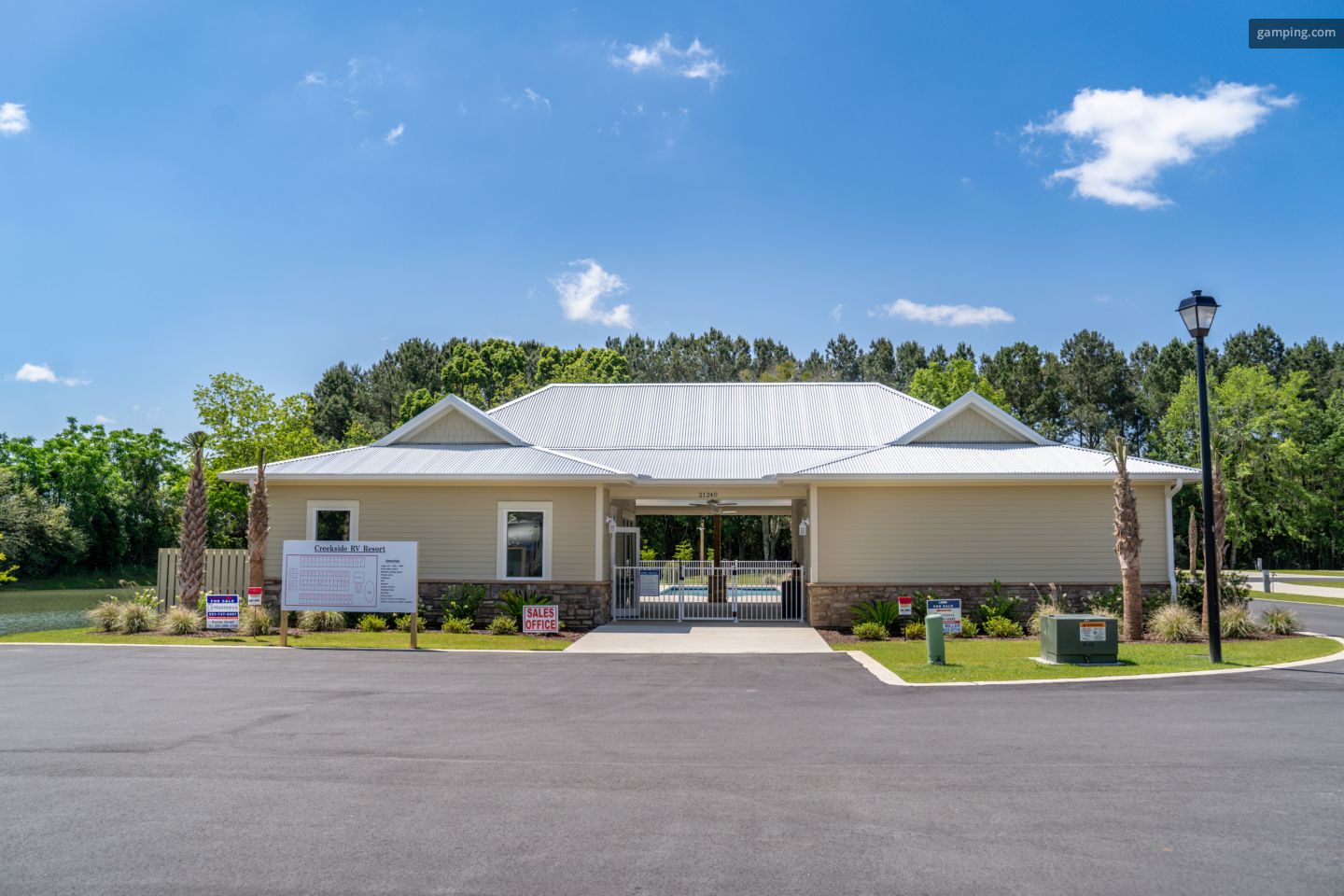 Private camping rentals at Foley Alabama, Alabama · HomeCamper